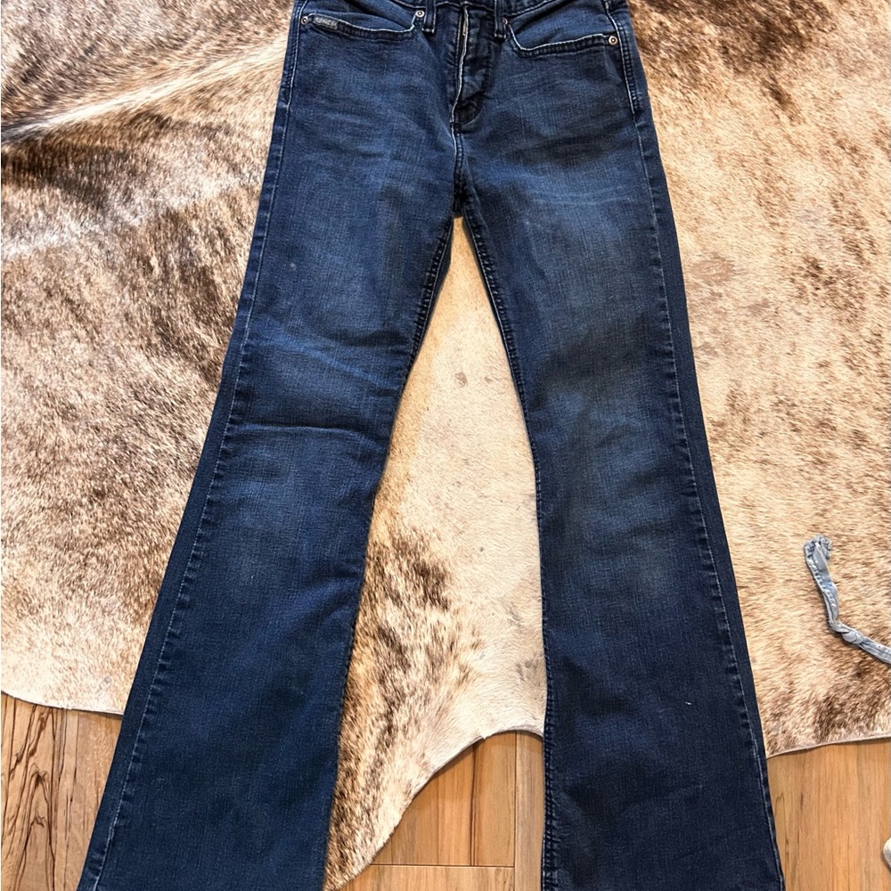 Women’s cinch jeans